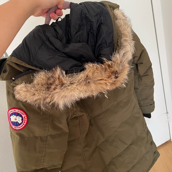 Canada Goose Padding Jacket - Picture 8 of 9